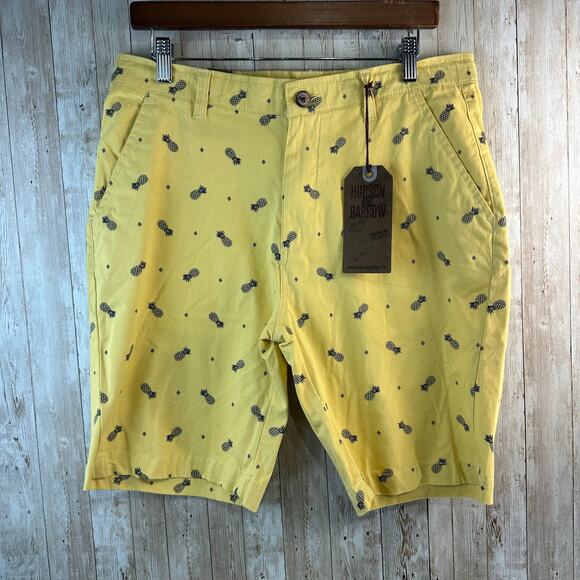 Hudson & Barrow NWT Chino Shorts Mens‎ sz 30 Yellow W/ Pineapple print Stretch - Picture 1 of 6